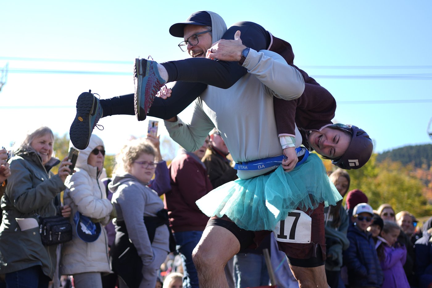 Mud, beer and cash: Annual wife-carrying championship attracts competitive couples to Maine | iNFOnews.ca Mud, beer and cash: Annual wife-carrying championship attracts competitive couples to Maine | iNFOnews.ca