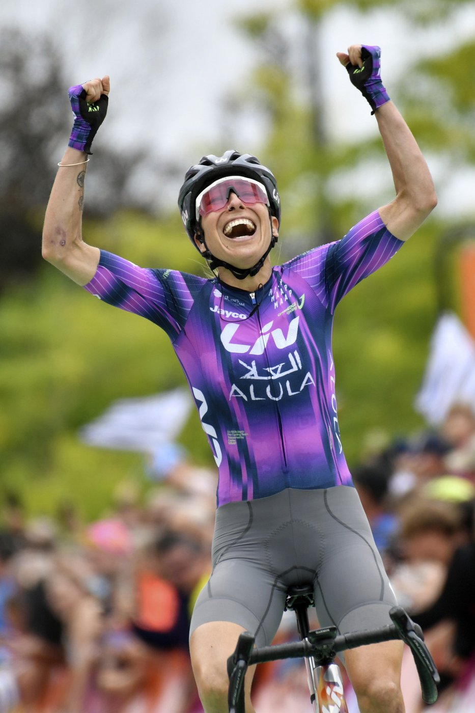 Spanish rider Garcia becomes the oldest stage winner at women's Tour de France at age 41 | iNFOnews.ca Spanish rider Garcia becomes the oldest stage winner at women's Tour de France at age 41 | iNFOnews.ca