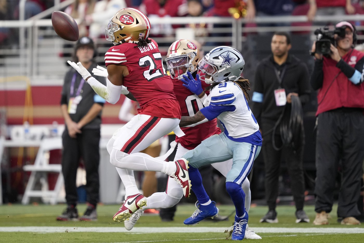 49ers head into their bye on a winning note and with hopes of Christian McCaffrey's return | iNFOnews.ca