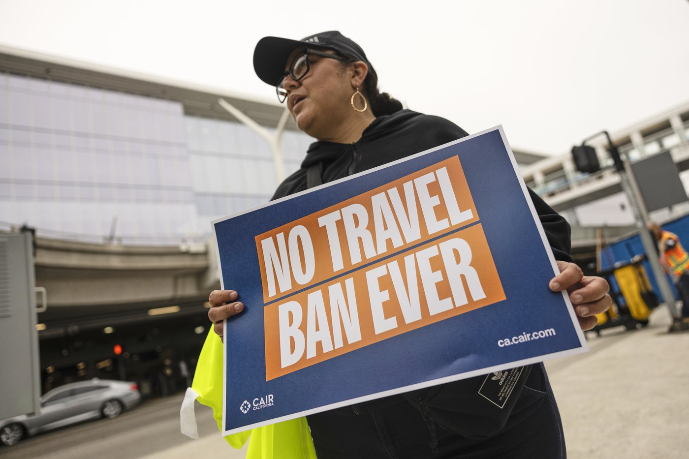 Judge says Trump administration can't use travel ban to keep 80 refugees out of the US | iNFOnews.ca