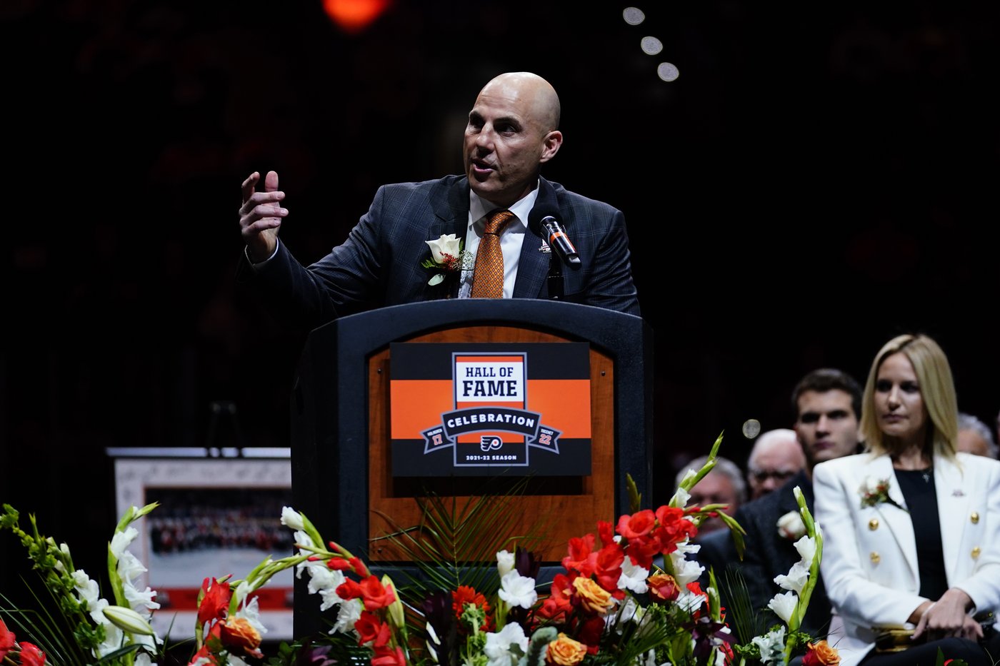 Philadelphia Flyers hire Rick Tocchet as coach, turning to alum to end their playoff drought | iNFOnews.ca