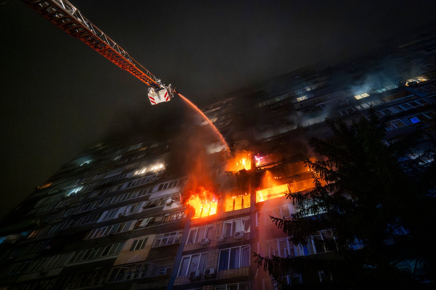 Power restored to 800,000 in Kyiv after major Russian strikes on Ukraine's energy grid | iNFOnews.ca Power restored to 800,000 in Kyiv after major Russian strikes on Ukraine's energy grid | iNFOnews.ca