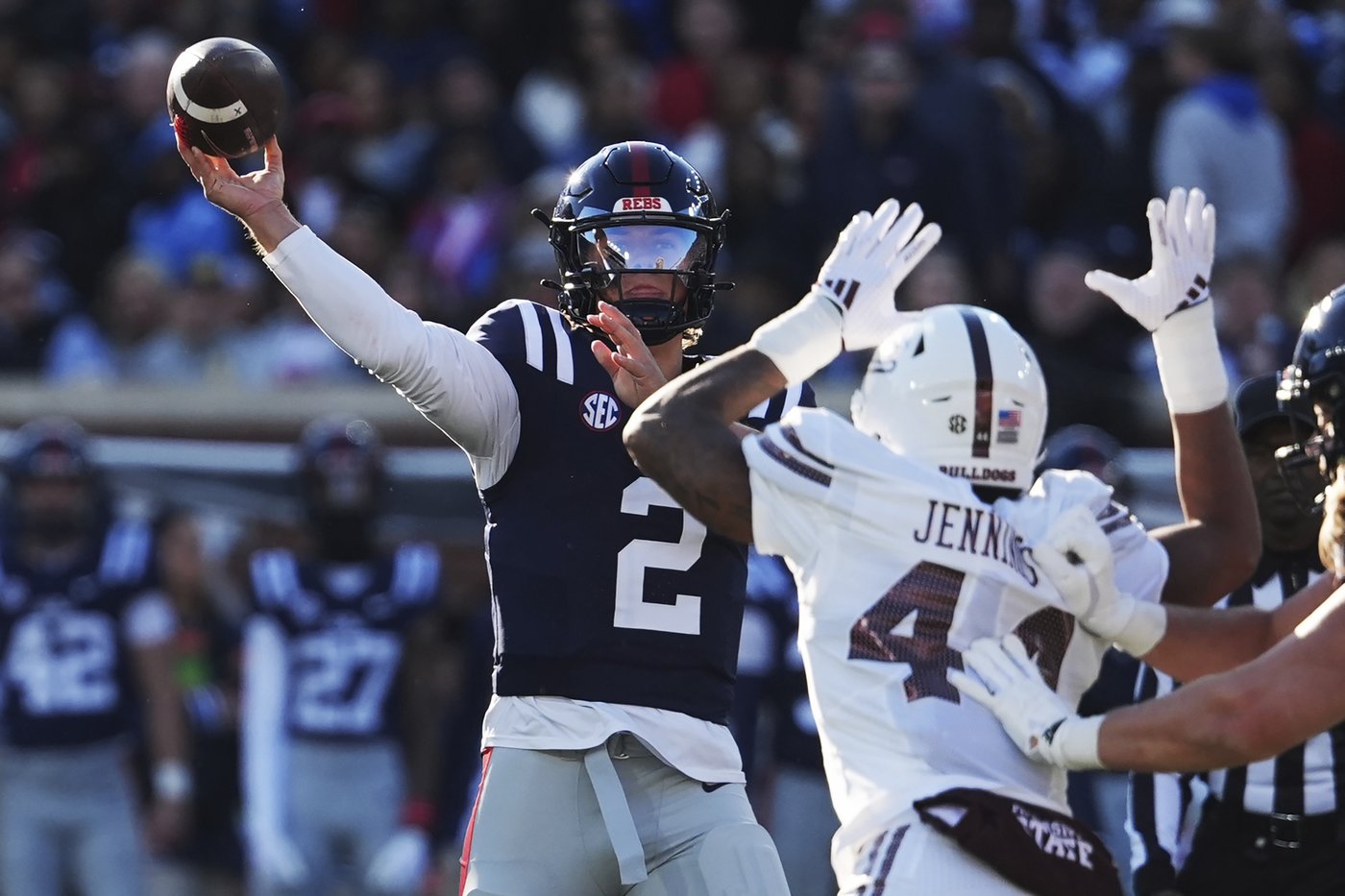 No. 15 Ole Miss beats Mississippi St. 26-14 to win Egg Bowl and keep slim CFP hope alive | iNFOnews.ca No. 15 Ole Miss beats Mississippi St. 26-14 to win Egg Bowl and keep slim CFP hope alive | iNFOnews.ca