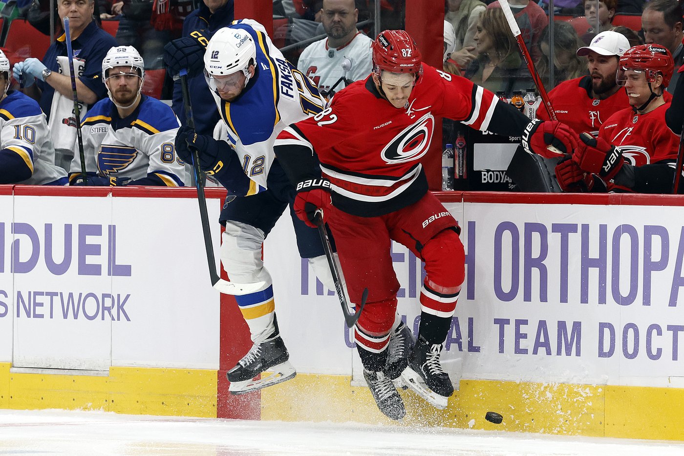 Necas scores twice in 4-point night as Hurricanes beat Blues 4-1 | iNFOnews.ca