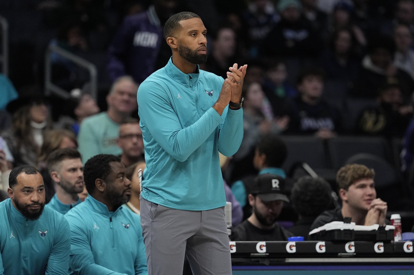 Ball, Bridges each score 23 to lead Hornets over Mavs 110-105 for 3rd straight win | iNFOnews.ca Ball, Bridges each score 23 to lead Hornets over Mavs 110-105 for 3rd straight win | iNFOnews.ca