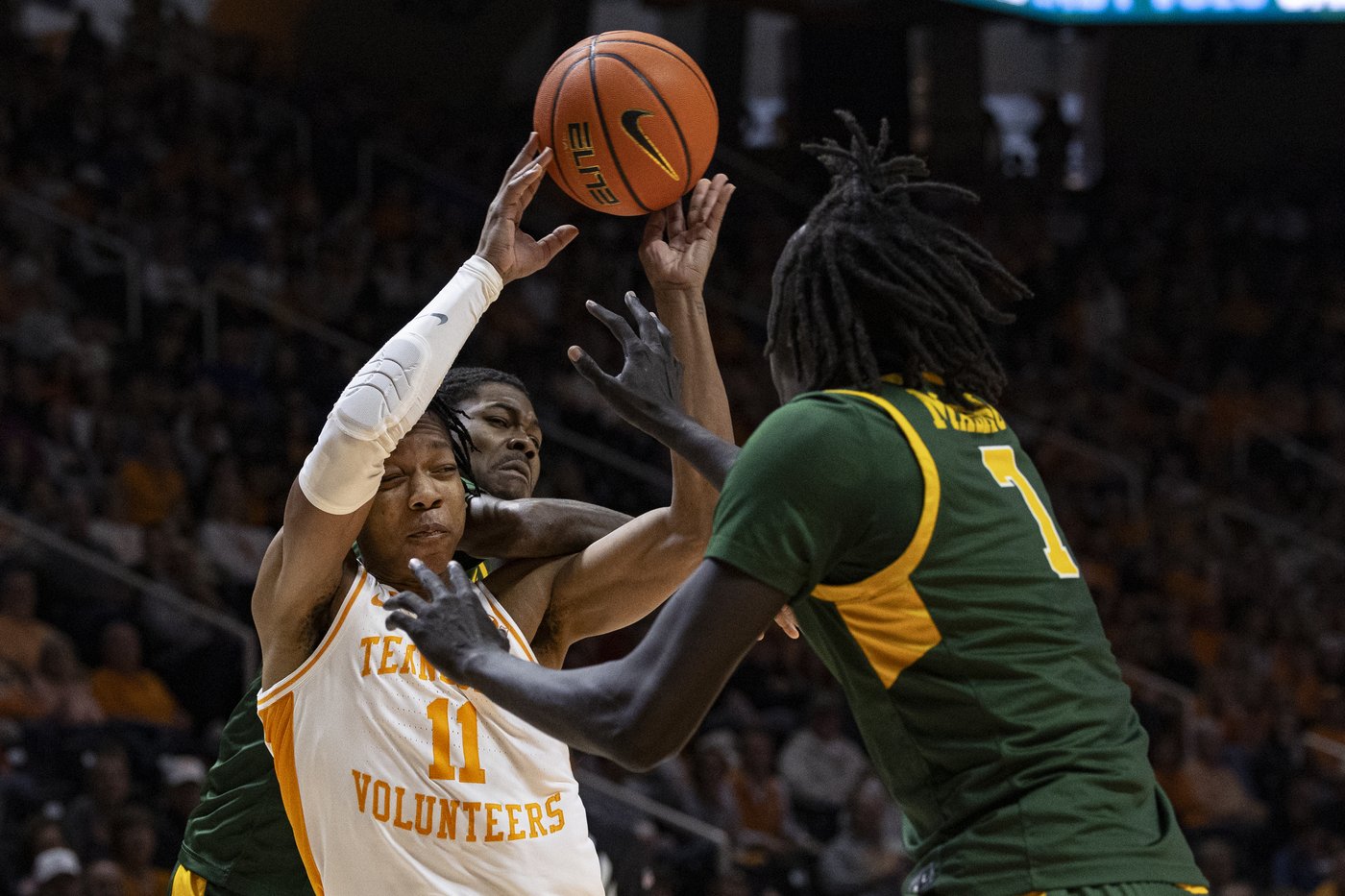 Chaz Lanier scores 24 to lead No. 1 Tennessee over Norfolk State 67-52 | iNFOnews.ca Chaz Lanier scores 24 to lead No. 1 Tennessee over Norfolk State 67-52 | iNFOnews.ca