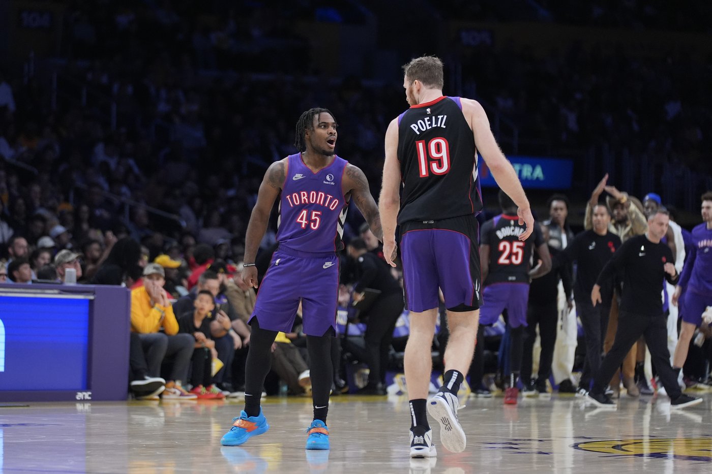 LeBron James gets 2nd straight triple-double as Lakers dunk Raptors 123-103 | iNFOnews.ca LeBron James gets 2nd straight triple-double as Lakers dunk Raptors 123-103 | iNFOnews.ca