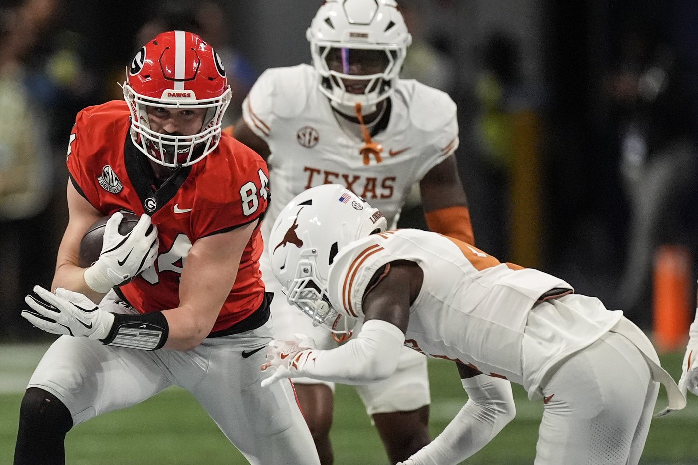 No. 5 Georgia pulls off another overtime stunner, beating No. 2 Texas 22-19 for SEC title | iNFOnews.ca No. 5 Georgia pulls off another overtime stunner, beating No. 2 Texas 22-19 for SEC title | iNFOnews.ca