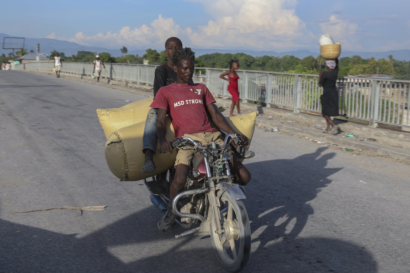 Another town in Haiti comes under attack a week after gangs killed at least 115 people | iNFOnews.ca Another town in Haiti comes under attack a week after gangs killed at least 115 people | iNFOnews.ca