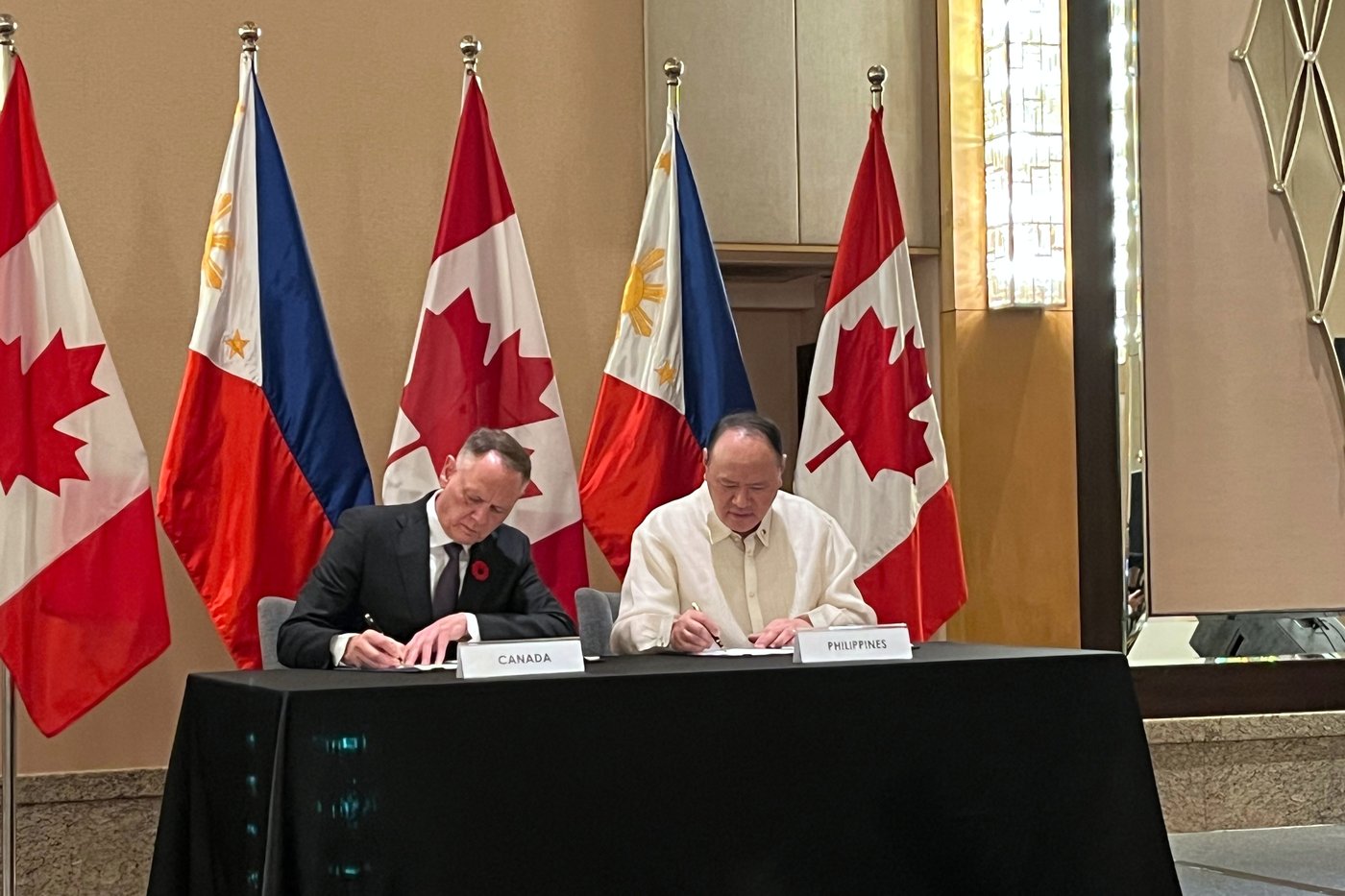 Canada and Philippines sign a defense pact to boost drills and deter China's aggression | iNFOnews.ca