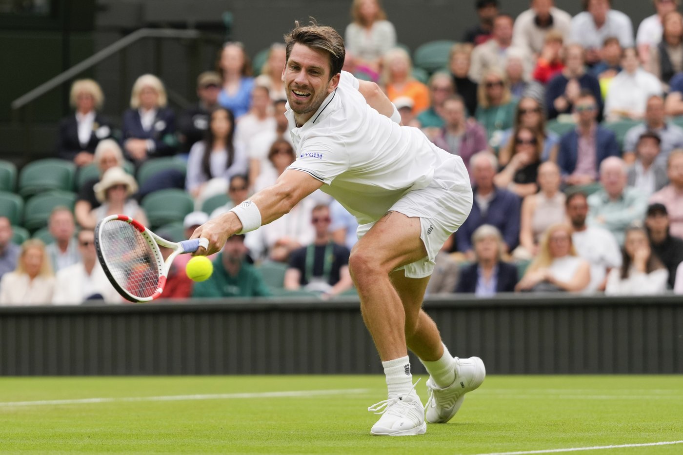Cameron Norrie accidentally hits spectator with thrown racket at Auckland ATP event | iNFOnews.ca Cameron Norrie accidentally hits spectator with thrown racket at Auckland ATP event | iNFOnews.ca
