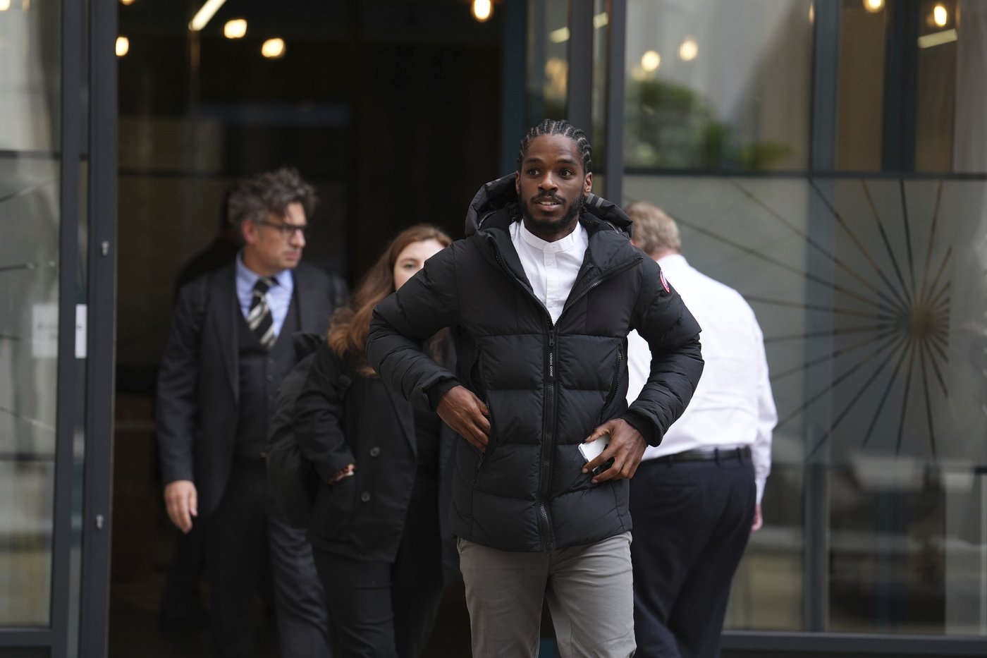 Two London police officers reinstated over stop and search of Black athletes | iNFOnews.ca