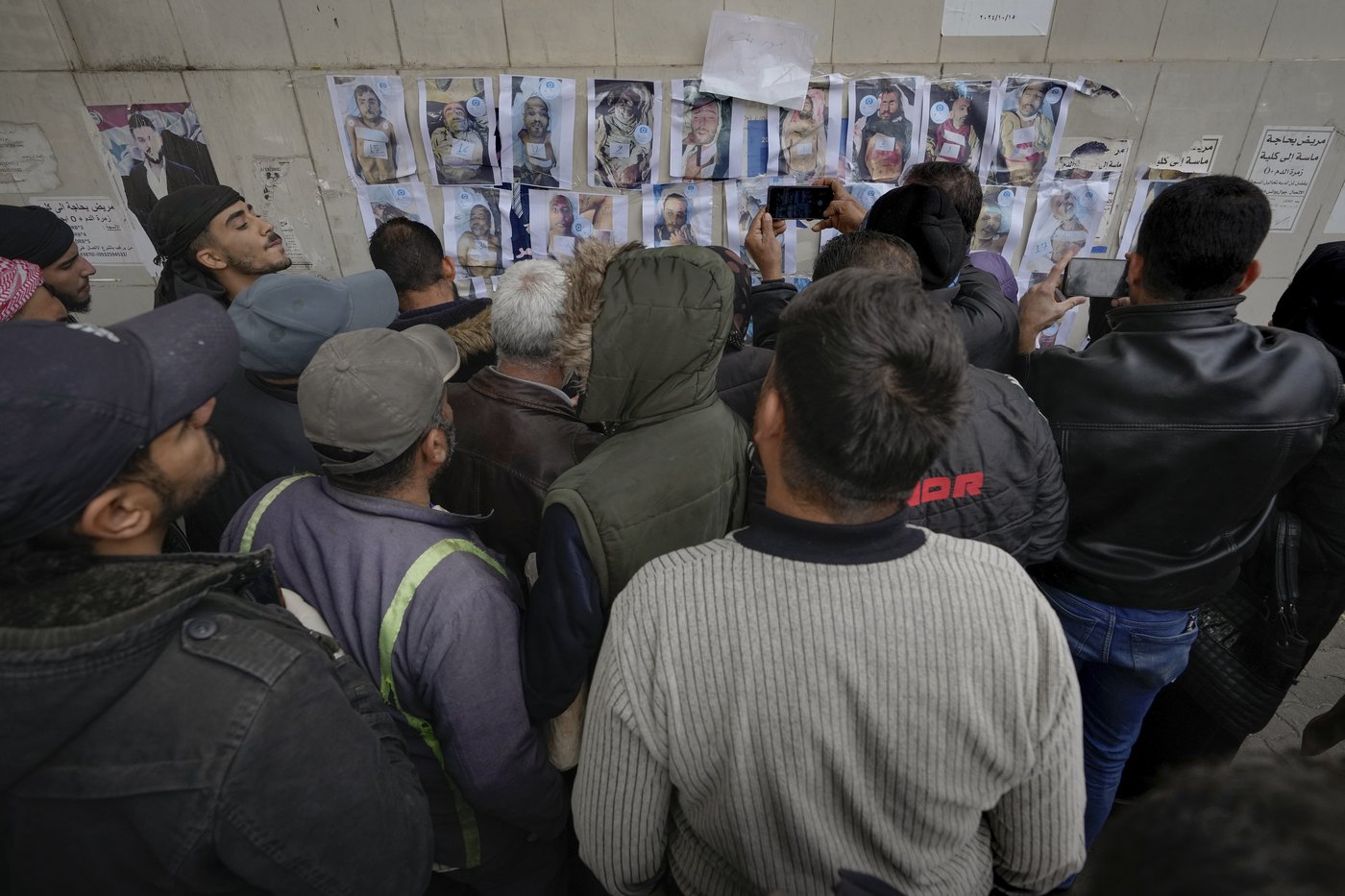 Syrians flock to morgues looking for loved ones who perished in Assad's prisons | iNFOnews.ca Syrians flock to morgues looking for loved ones who perished in Assad's prisons | iNFOnews.ca