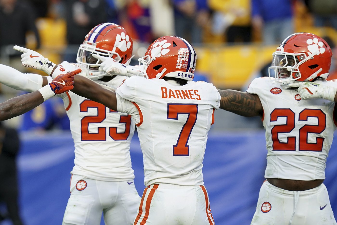 Klubnik's late touchdown run helps No. 17 Clemson escape with a 24-20 win over Pitt | iNFOnews.ca Klubnik's late touchdown run helps No. 17 Clemson escape with a 24-20 win over Pitt | iNFOnews.ca