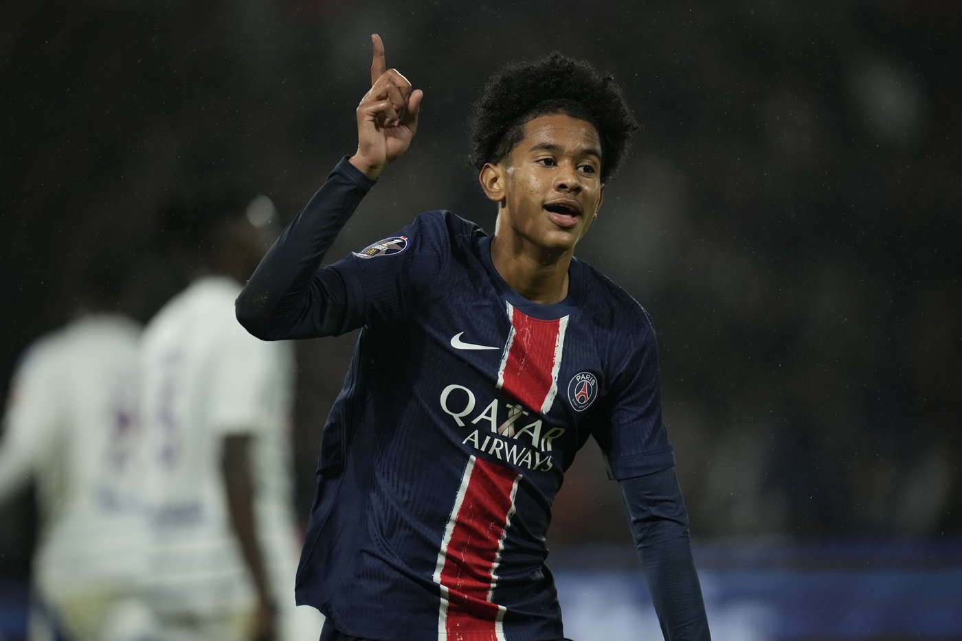Barcola scores and assists as PSG returns to the top of the French league | iNFOnews.ca