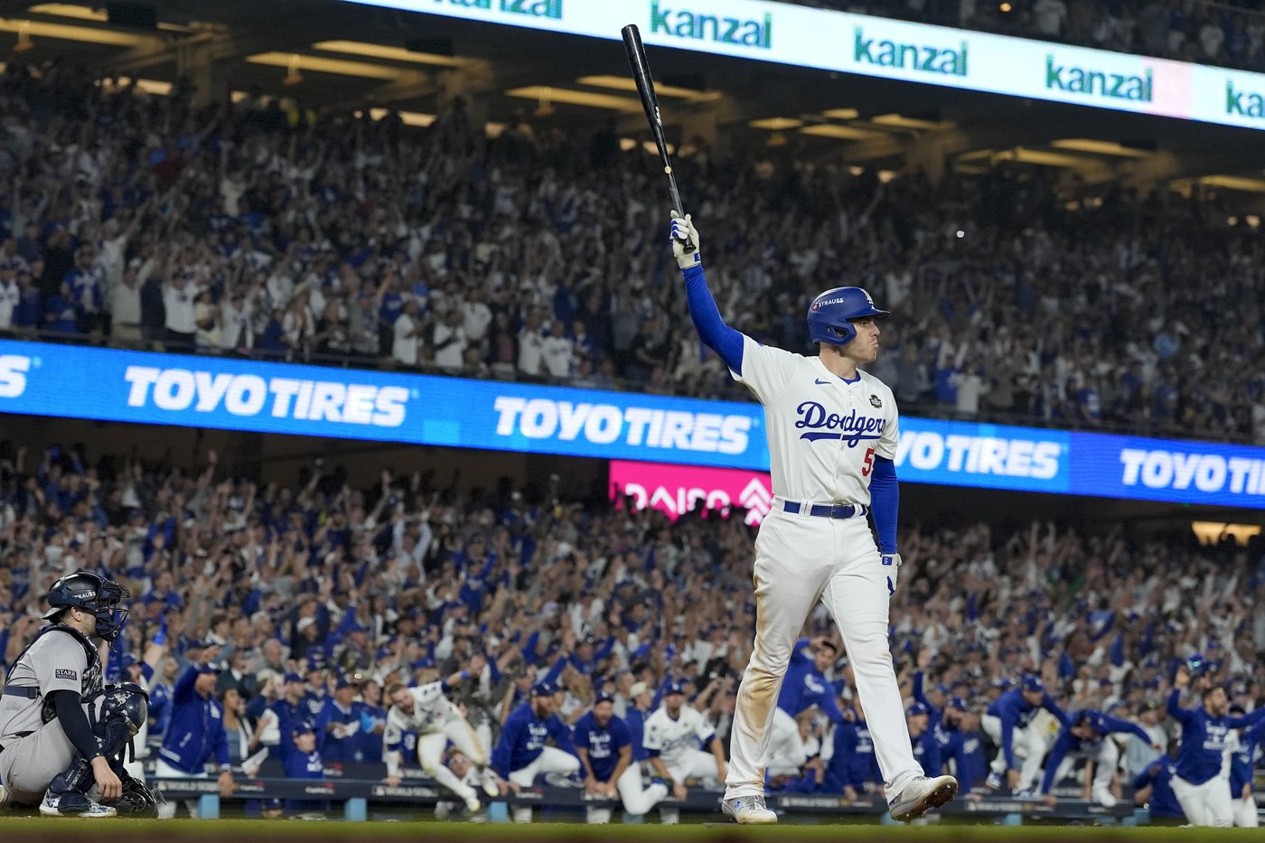 Freeman hits 1st walk-off slam in World Series history as Dodgers top Yankees 6-3 in classic opener | iNFOnews.ca Freeman hits 1st walk-off slam in World Series history as Dodgers top Yankees 6-3 in classic opener | iNFOnews.ca