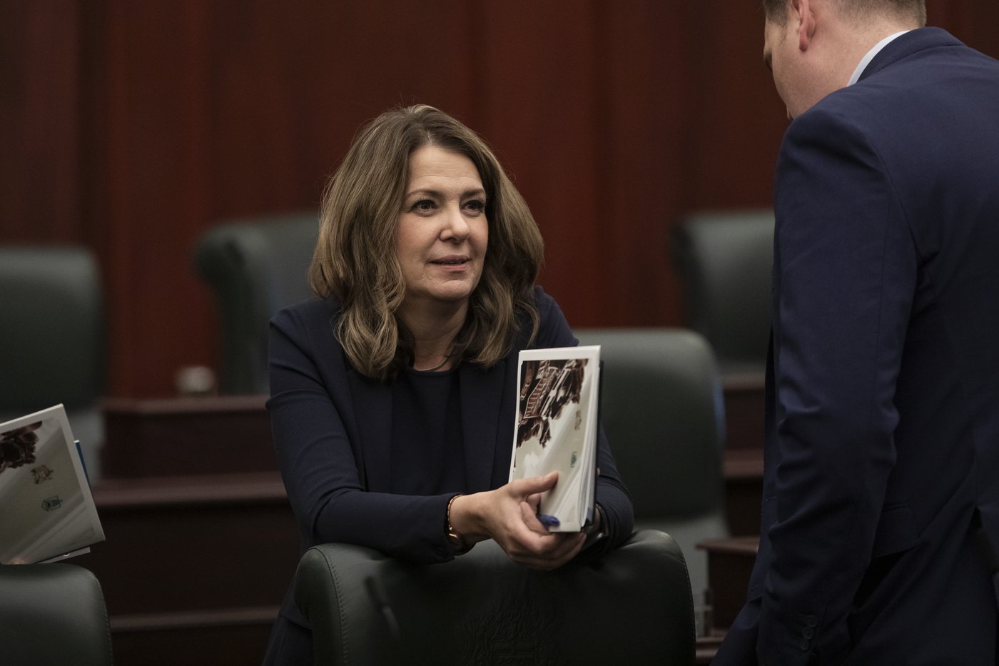 Alberta government passes bill to use notwithstanding clause to end teacher strike | iNFOnews.ca Alberta government passes bill to use notwithstanding clause to end teacher strike | iNFOnews.ca