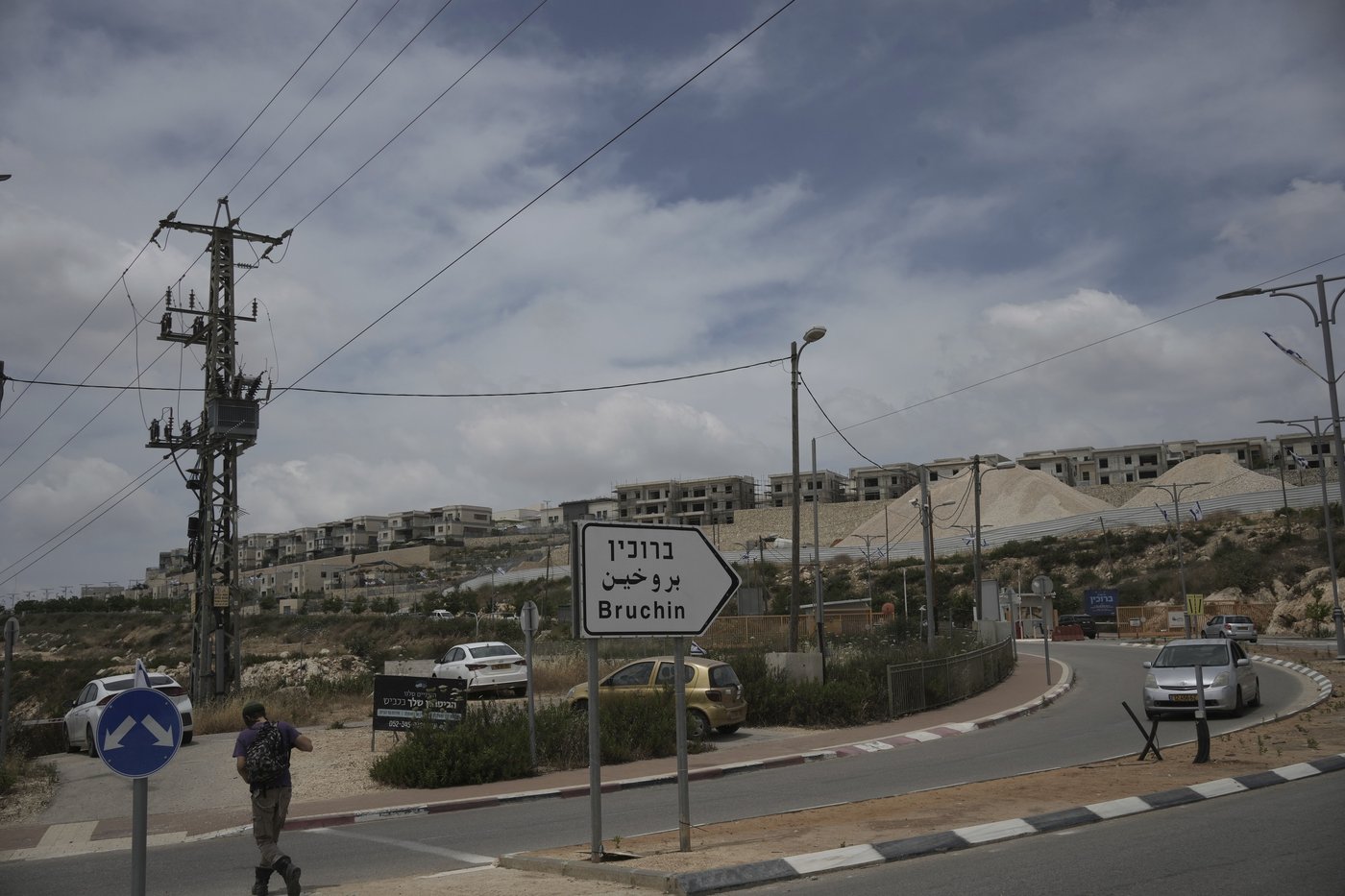 Canada calls on Israel to abandon plans for new West Bank settlements | iNFOnews.ca