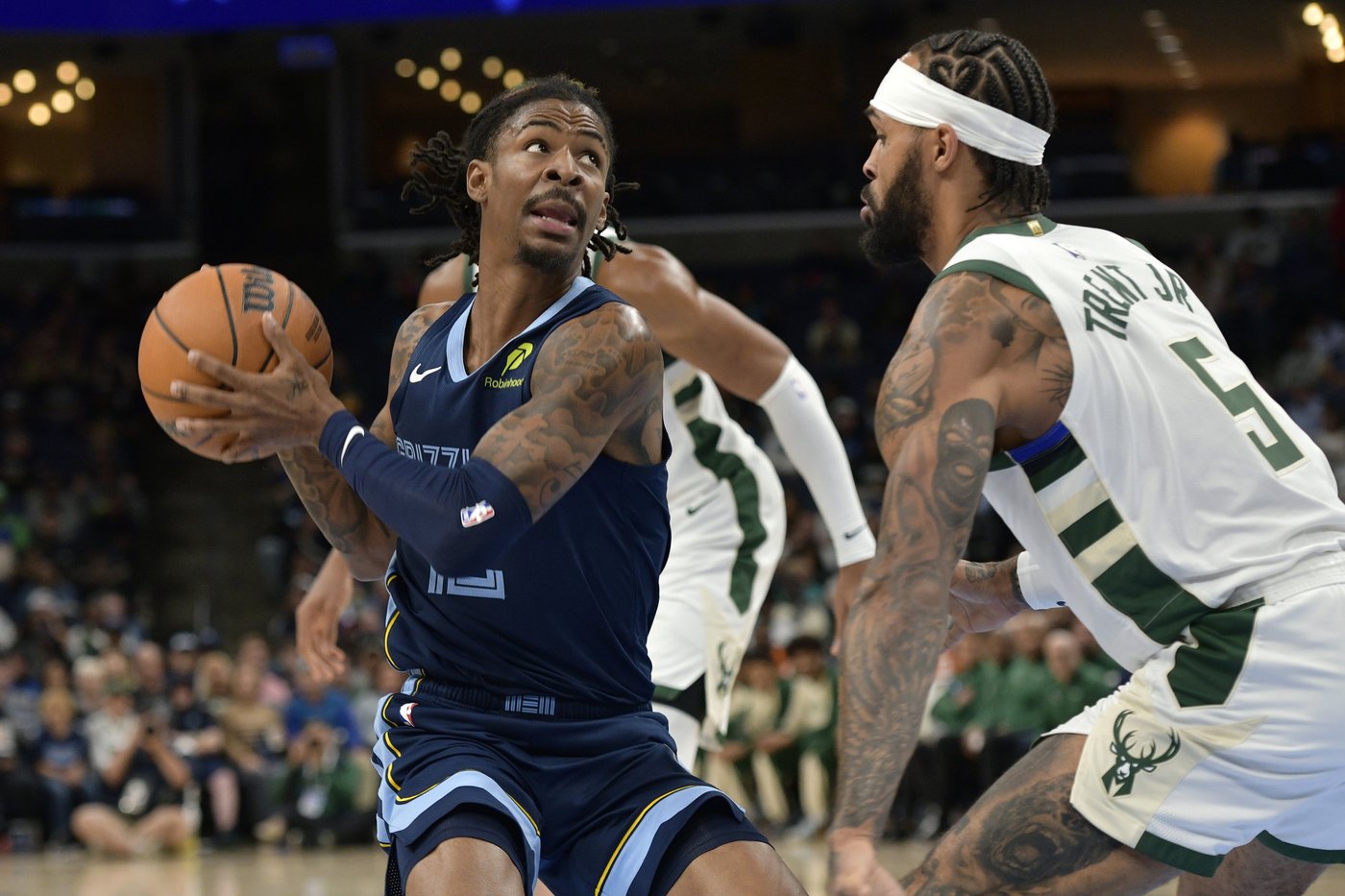Morant's triple-double helps Grizzlies build big lead and coast to 122-99 victory over Bucks | iNFOnews.ca Morant's triple-double helps Grizzlies build big lead and coast to 122-99 victory over Bucks | iNFOnews.ca