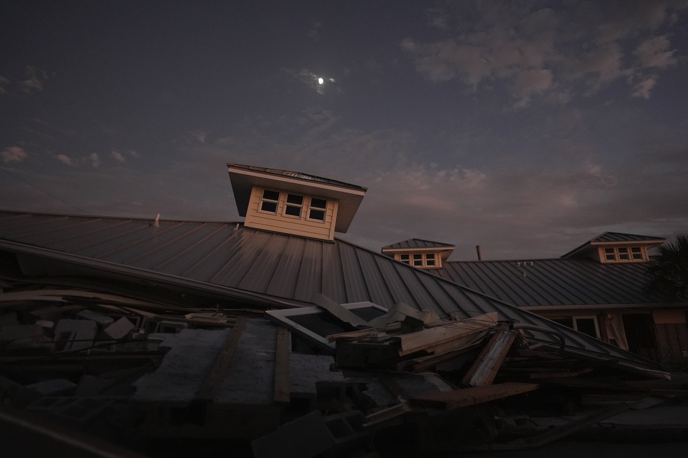 PHOTO COLLECTION: Hurricane Milton | iNFOnews.ca PHOTO COLLECTION: Hurricane Milton | iNFOnews.ca
