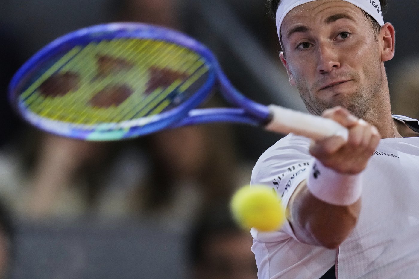 With help from painkillers, Ruud beats Cerundolo to reach Madrid Open final against Draper | iNFOnews.ca With help from painkillers, Ruud beats Cerundolo to reach Madrid Open final against Draper | iNFOnews.ca