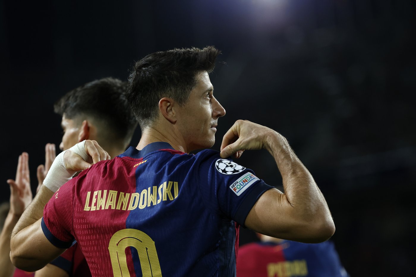 Lewandowski joins Ronaldo and Messi in Champions League 100-goal club. Haaland nets 2 but City draws | iNFOnews.ca