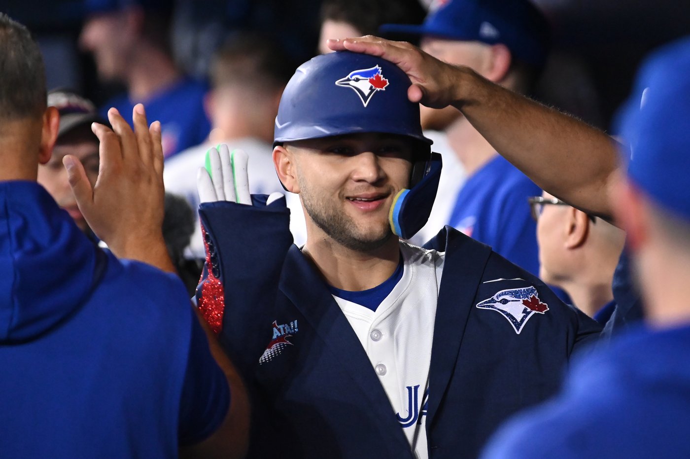 Gausman, Bichette shine in Blue Jays 5-3 loss to Guardians | iNFOnews.ca