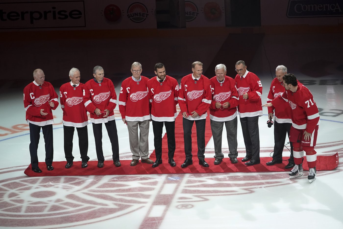 Detroit Red Wings legend and Hockey Hall of Famer Alex Delvecchio dies at 93 | iNFOnews.ca Detroit Red Wings legend and Hockey Hall of Famer Alex Delvecchio dies at 93 | iNFOnews.ca