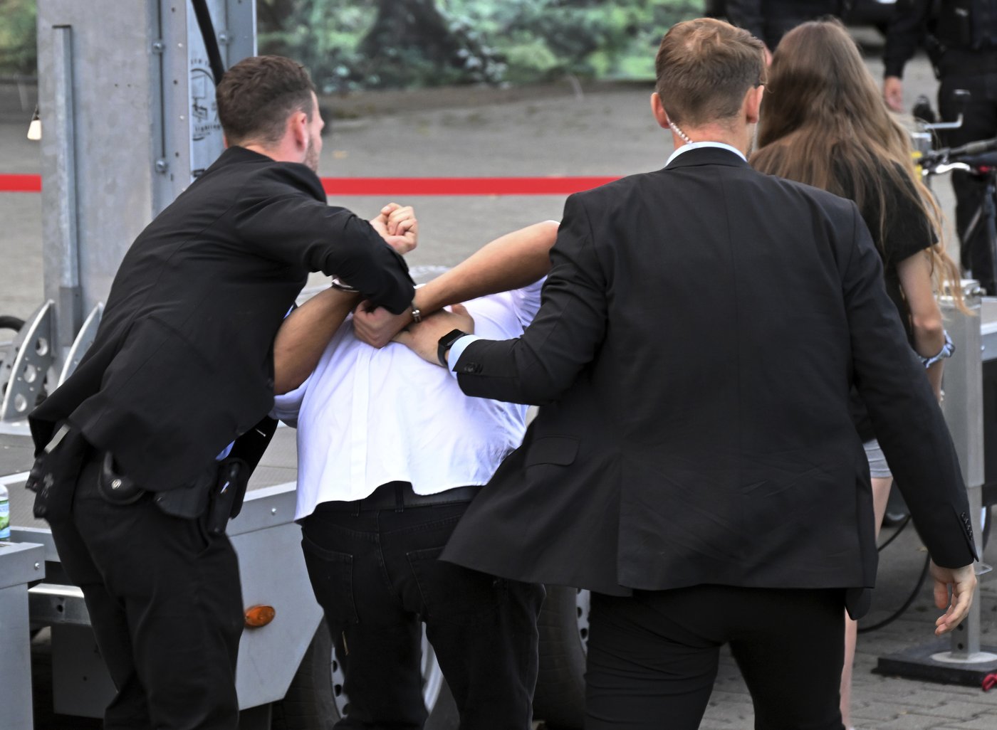 German police will increase the number of bodyguards for leading politicians | iNFOnews.ca