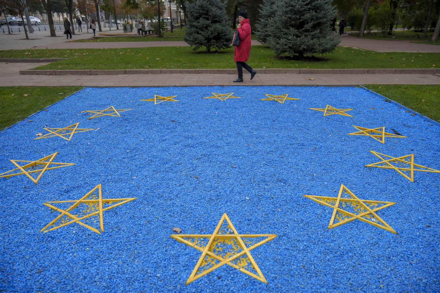 EU candidate Moldova to hold two pivotal votes as officials denounce Russian 'hybrid attacks' | iNFOnews.ca