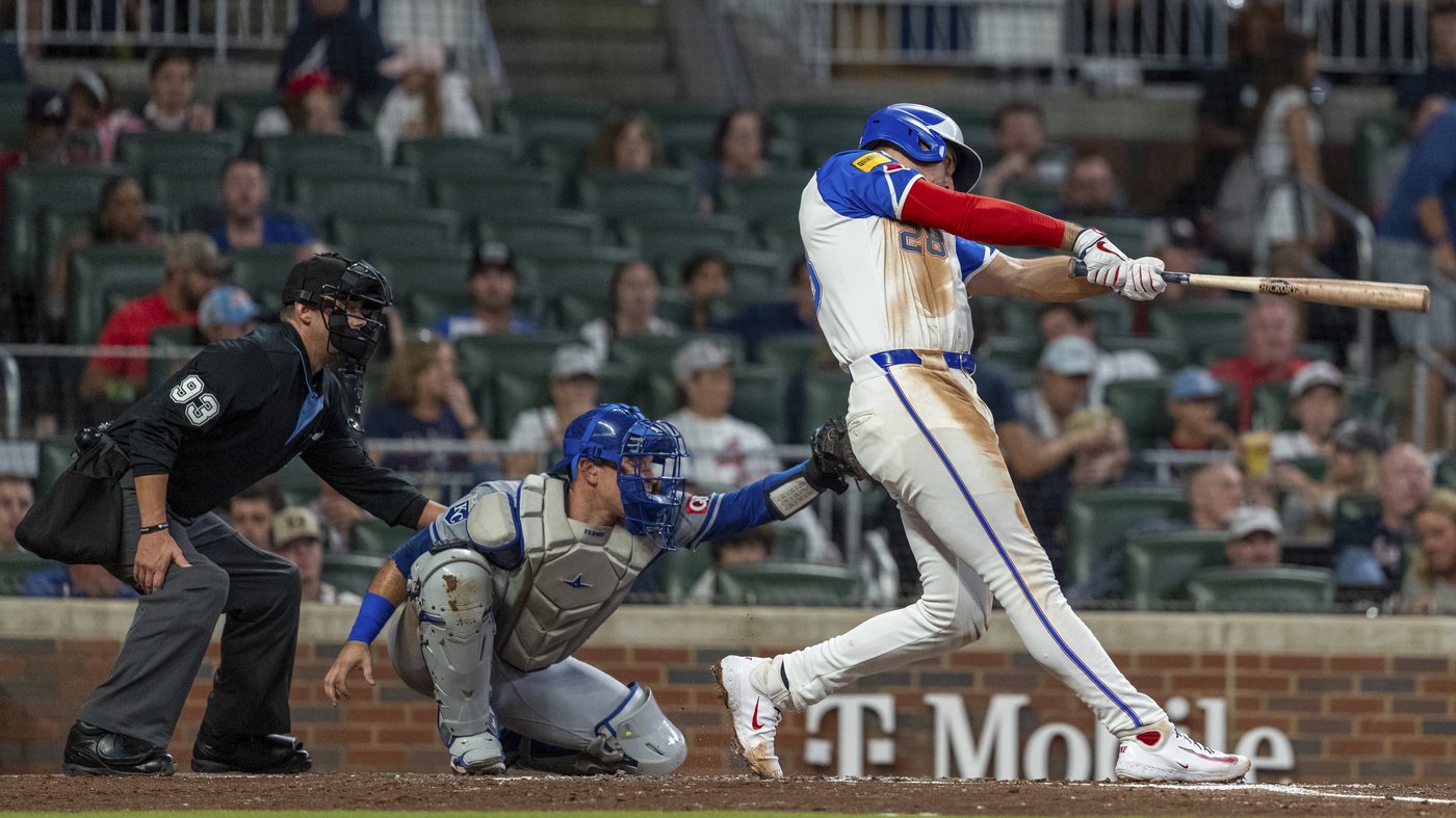 D'Arnaud hits a walk-off homer as Braves keep up their playoff push with a 2-1 win over Royals | iNFOnews.ca