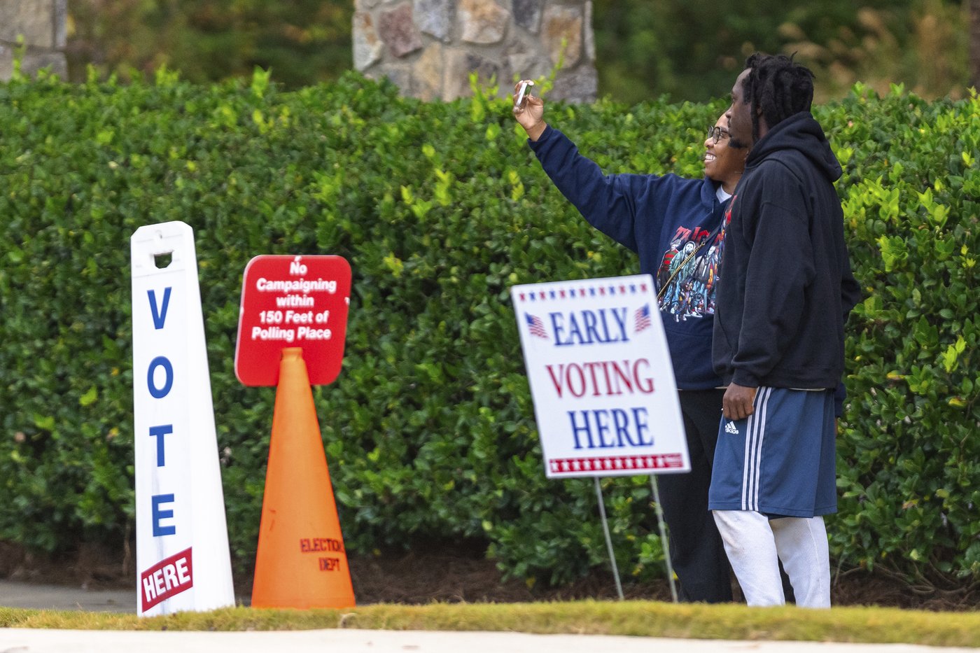 Early voting reaches such heights that some Georgia polls may be Election Day 'ghost town' | iNFOnews.ca Early voting reaches such heights that some Georgia polls may be Election Day 'ghost town' | iNFOnews.ca