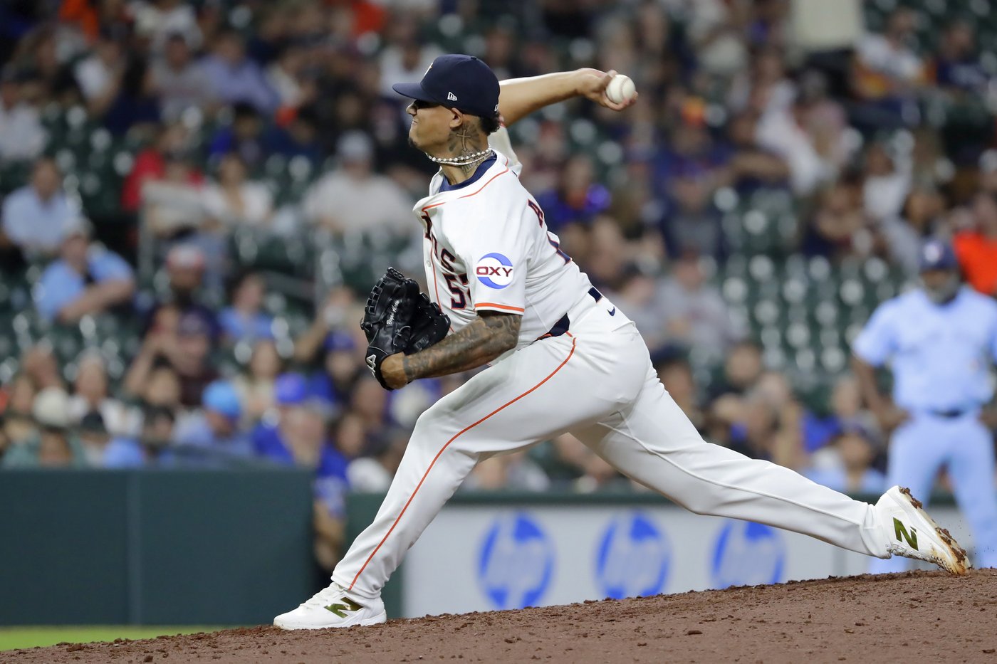 Christian Walker homers in 3-run 2nd, Astros beat Blue Jays 3-1 for series sweep | iNFOnews.ca