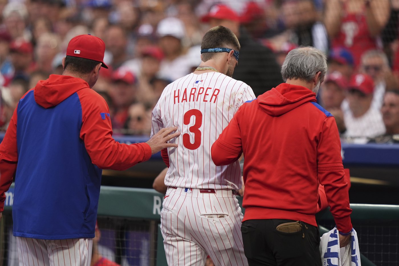 Bryce Harper homers in first at-bat in return to Phillies' lineup after 5 game absence | iNFOnews.ca Bryce Harper homers in first at-bat in return to Phillies' lineup after 5 game absence | iNFOnews.ca