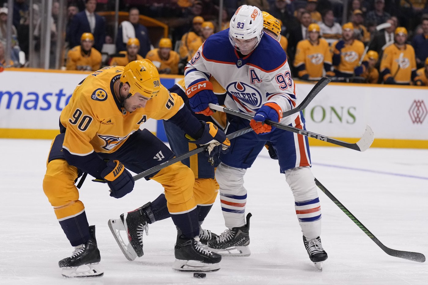 Kulak scores twice and McDavid gets first goal of season as Oilers beat Predators 4-2 | iNFOnews.ca Kulak scores twice and McDavid gets first goal of season as Oilers beat Predators 4-2 | iNFOnews.ca