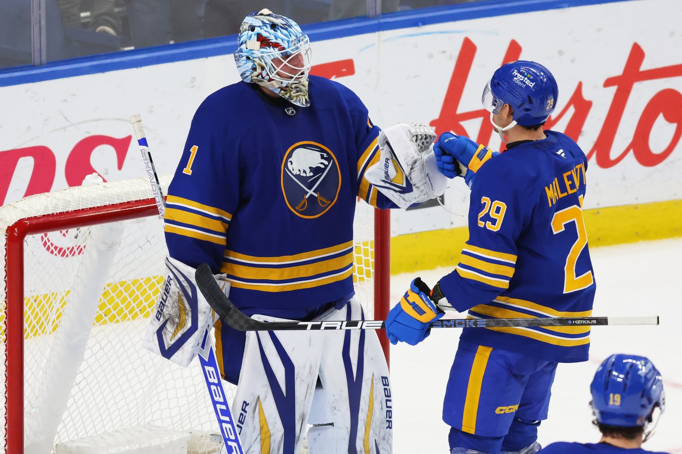 Beck Malenstyn's spectacular goal helps Sabres beat East-leading Hurricanes 4-1 | iNFOnews.ca Beck Malenstyn's spectacular goal helps Sabres beat East-leading Hurricanes 4-1 | iNFOnews.ca