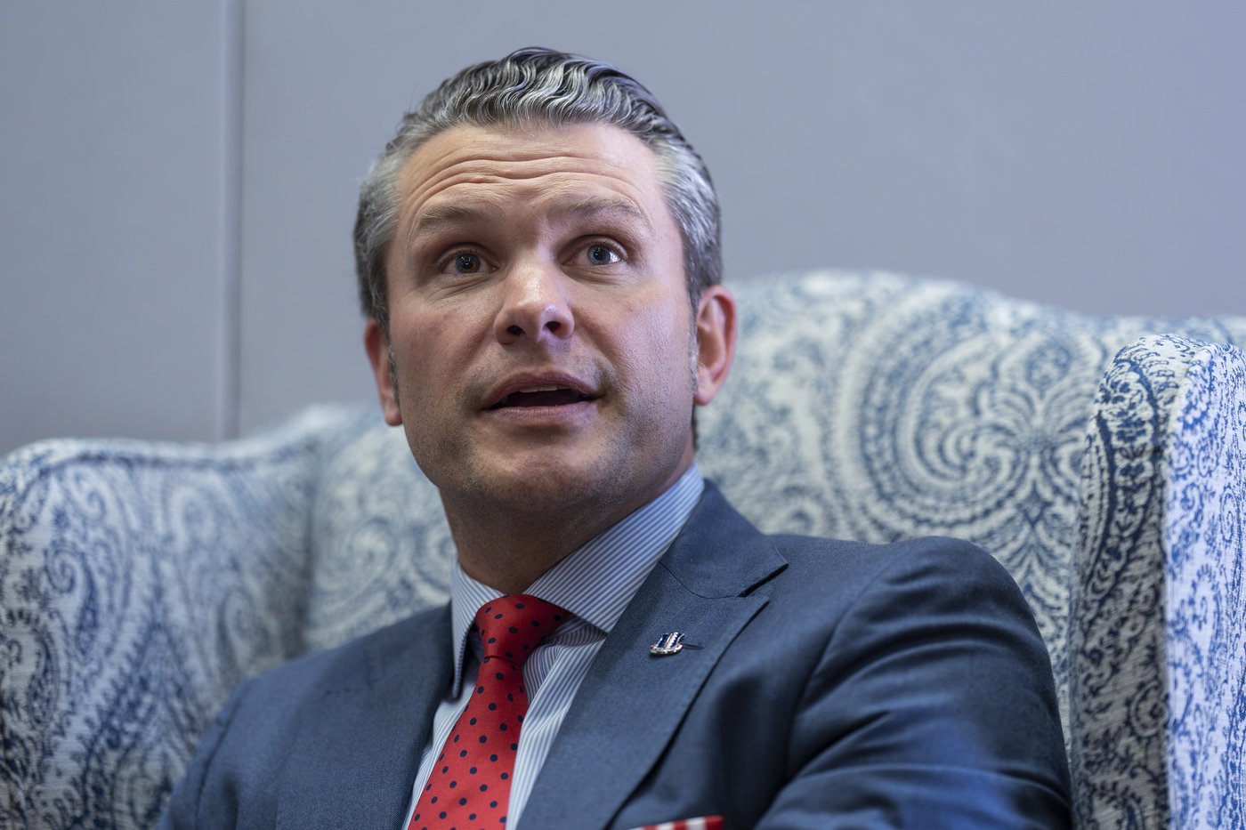 Trump offers a public show of support for Hegseth and says he believes he can be confirmed | iNFOnews.ca