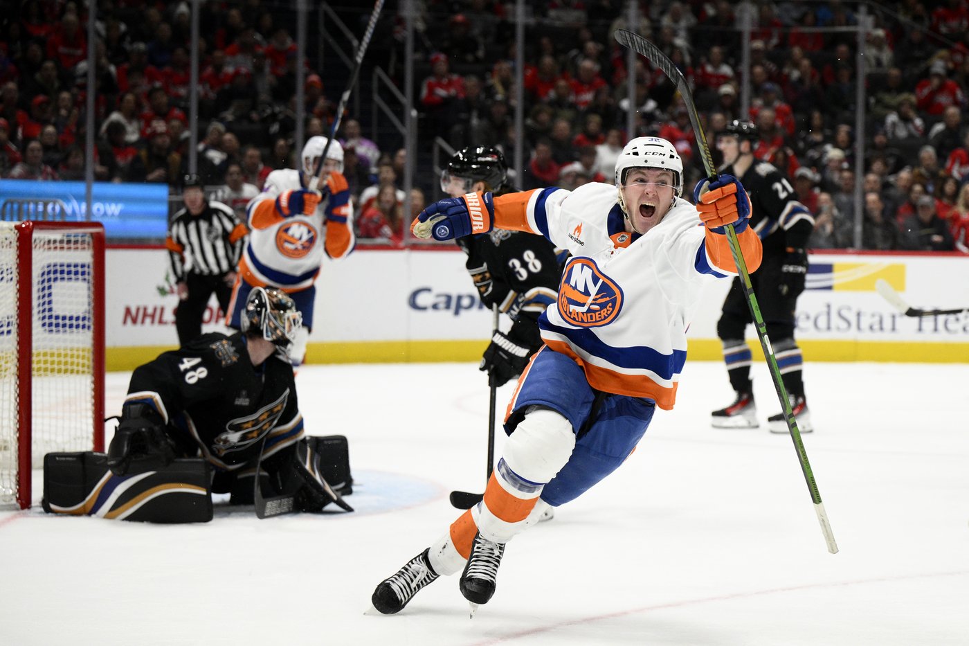 Chychrun, Wilson power Capitals to comeback 5-4 OT win over Islanders | iNFOnews.ca