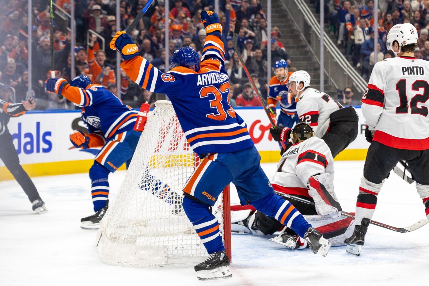 Arvidsson nets two points, Oilers beat Senators 3-1 to snap visitors' win streak | iNFOnews.ca Arvidsson nets two points, Oilers beat Senators 3-1 to snap visitors' win streak | iNFOnews.ca