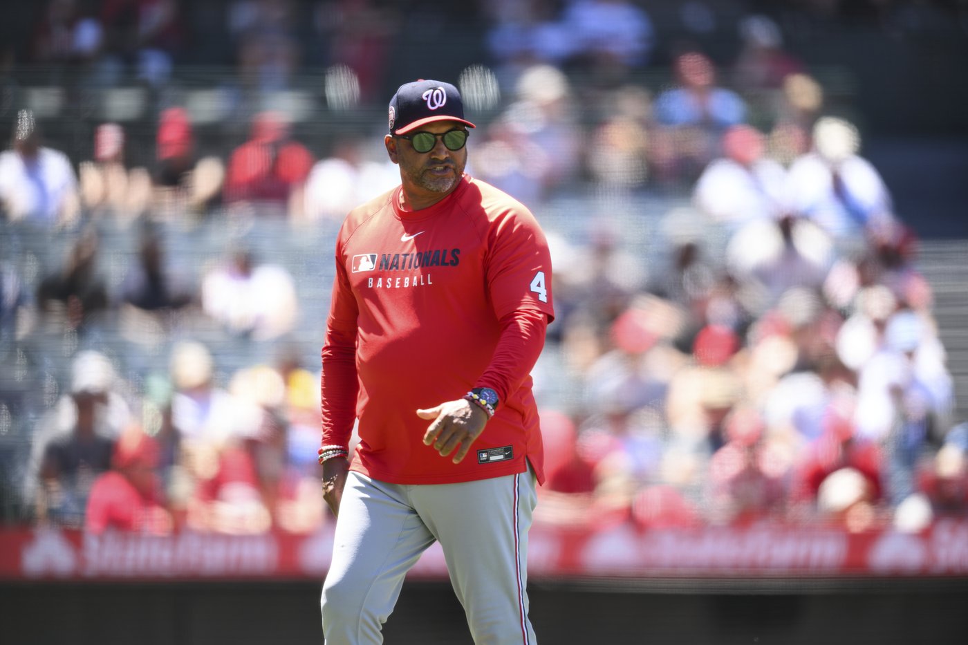 Washington manager Dave Martinez ejected after a replay review goes against the Nationals | iNFOnews.ca