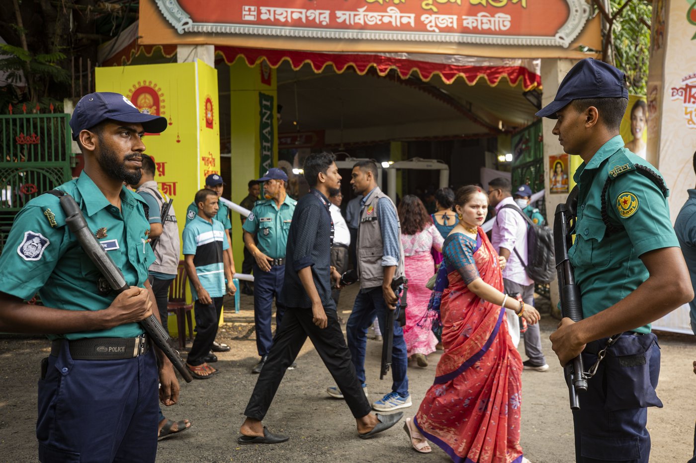 Hindus in Bangladesh celebrate their largest festival under tight security following attacks | iNFOnews.ca Hindus in Bangladesh celebrate their largest festival under tight security following attacks | iNFOnews.ca