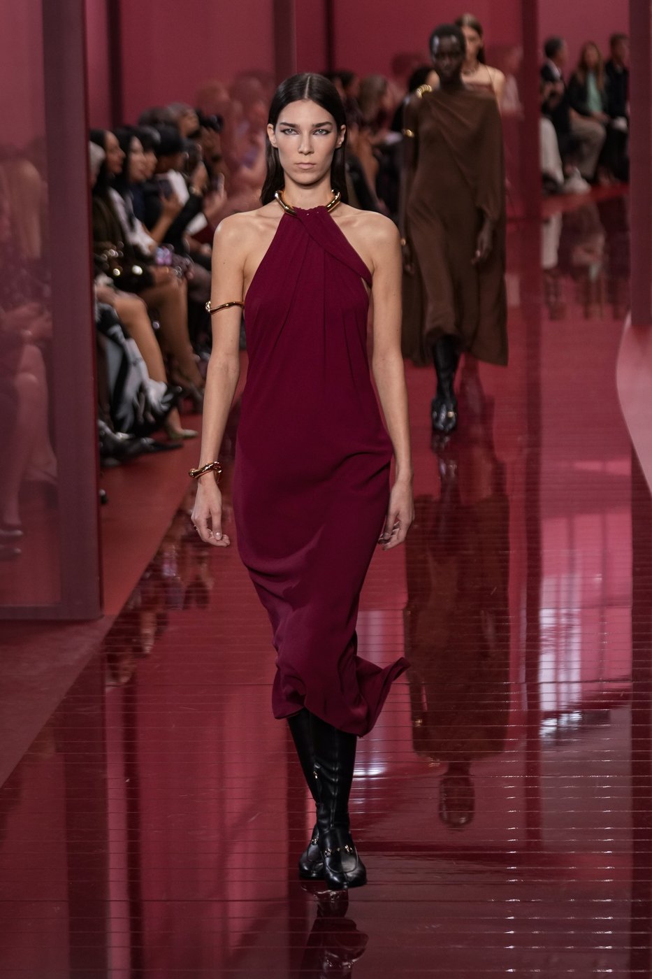 Gucci constructs looks of casual grandeur as Tod's focuses on Artisanal Intelligence | iNFOnews.ca