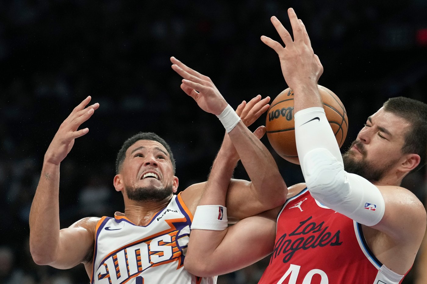 Green shines in Suns debut with 29 points, and Phoenix tops undermanned Clippers 115-102 | iNFOnews.ca Green shines in Suns debut with 29 points, and Phoenix tops undermanned Clippers 115-102 | iNFOnews.ca