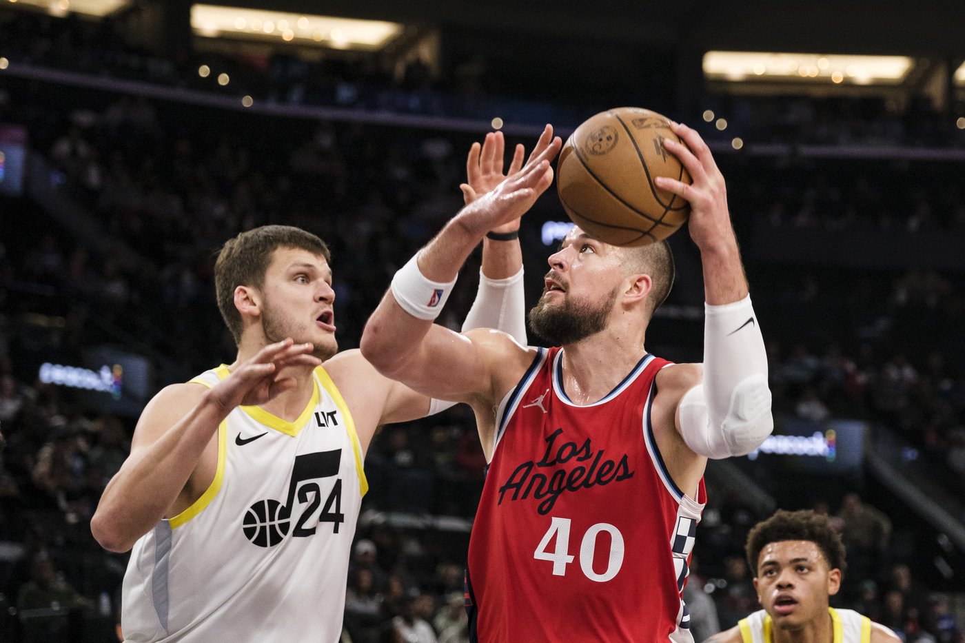 James Harden scores 24 of his 41 points in 1st quarter as Clippers beat Jazz 144-107 | iNFOnews.ca