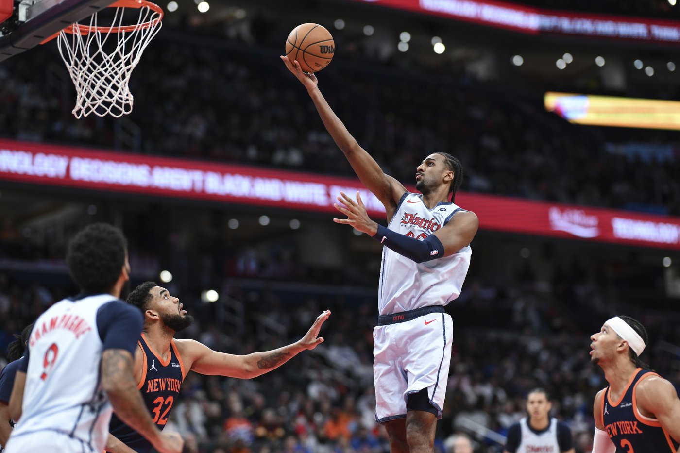 Hart's triple-double, Towns' 32 points lead Knicks to 8th straight win, 126-106 over Wizards | iNFOnews.ca Hart's triple-double, Towns' 32 points lead Knicks to 8th straight win, 126-106 over Wizards | iNFOnews.ca