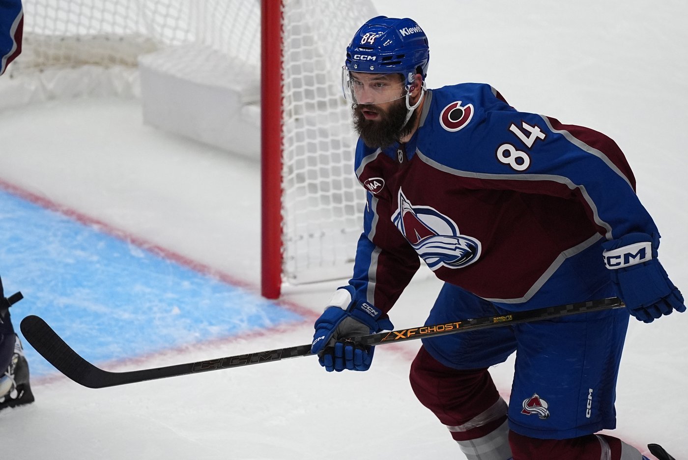 What's in Burns' backpack? Maybe the secret to Avalanche defenseman soon playing in 1,500th NHL game | iNFOnews.ca What's in Burns' backpack? Maybe the secret to Avalanche defenseman soon playing in 1,500th NHL game | iNFOnews.ca
