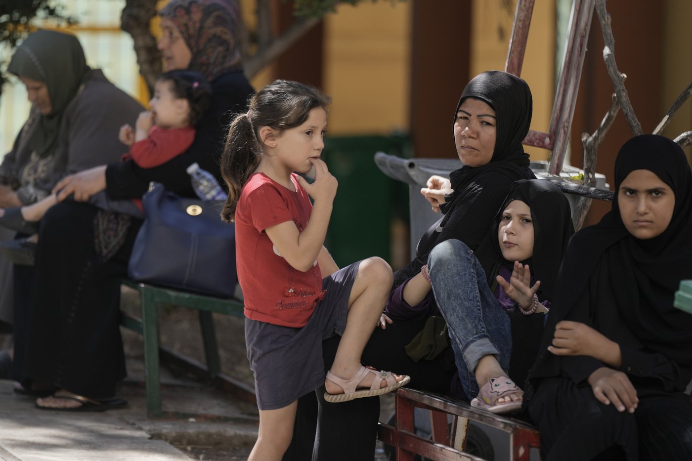Israeli airstrikes rock southern suburbs of Beirut and cut off a key crossing into Syria | iNFOnews.ca Israeli airstrikes rock southern suburbs of Beirut and cut off a key crossing into Syria | iNFOnews.ca