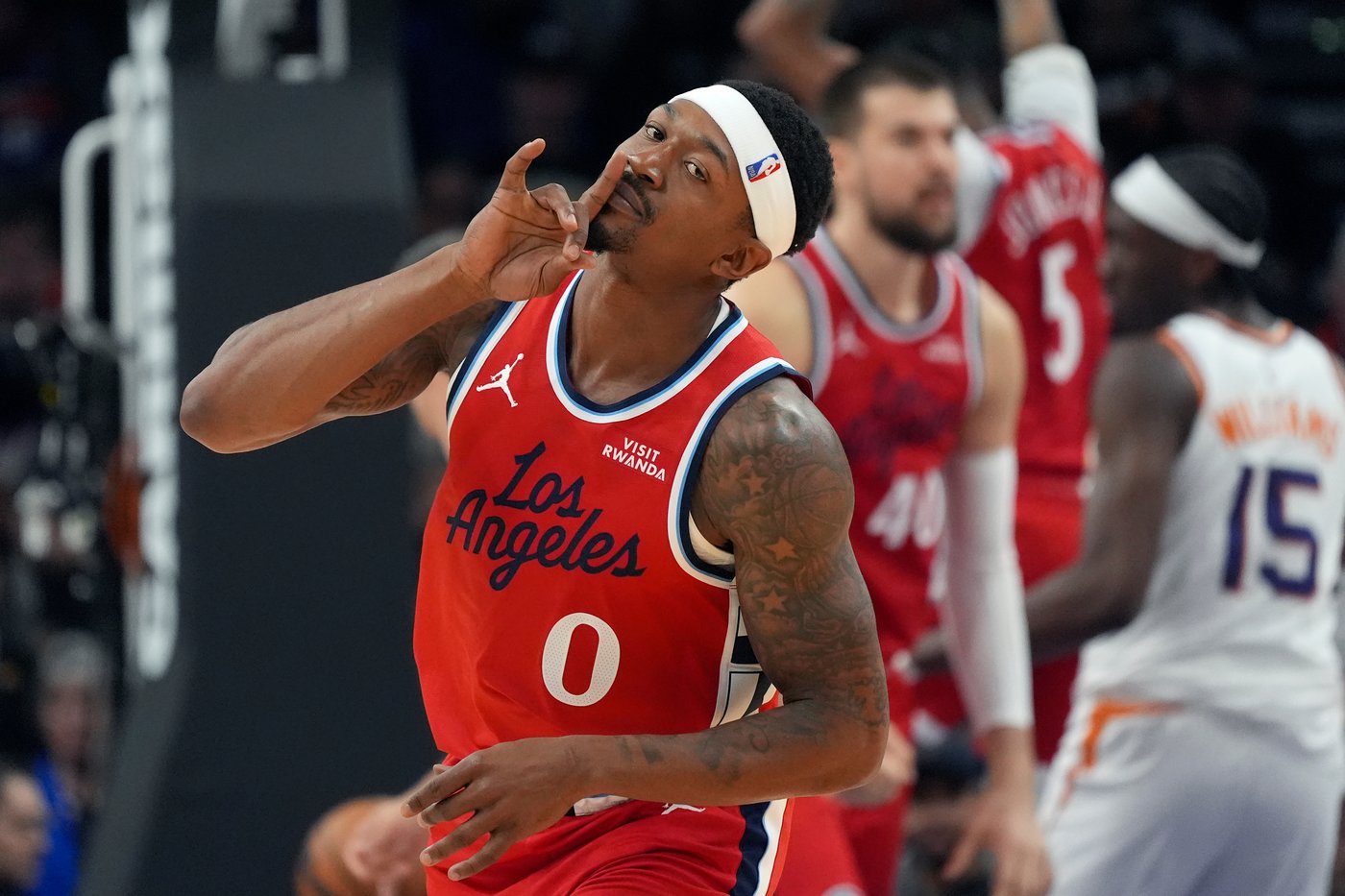 Clippers' Bradley Beal out for the season with hip fracture, will have surgery | iNFOnews.ca Clippers' Bradley Beal out for the season with hip fracture, will have surgery | iNFOnews.ca