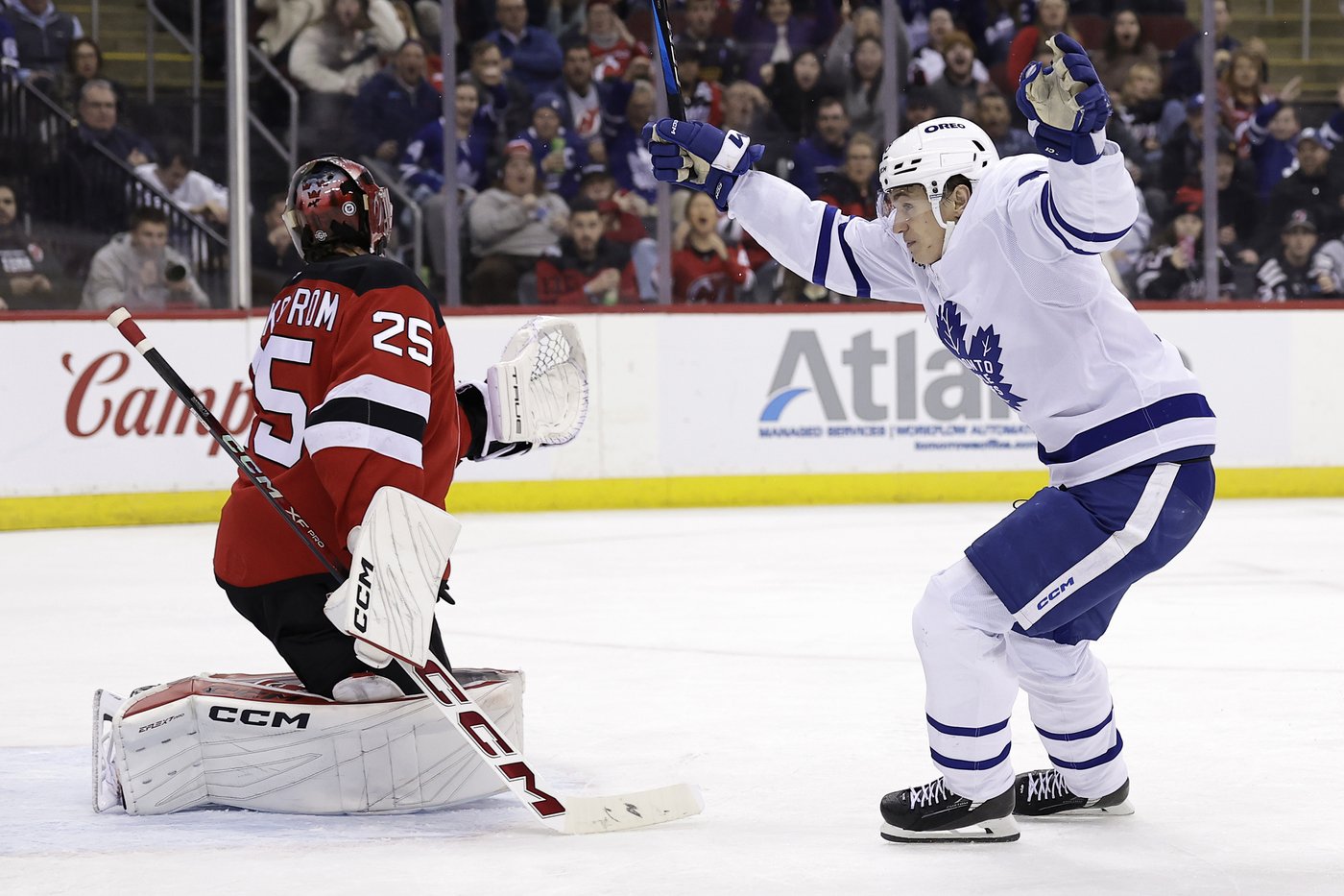 Matthews scores in overtime to lift Maple Leafs to 2-1 win over Devils | iNFOnews.ca