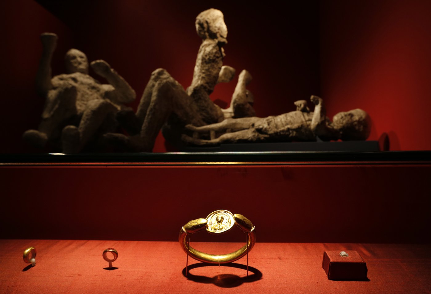 New DNA evidence rewrites long-told stories of people in ancient Pompeii | iNFOnews.ca